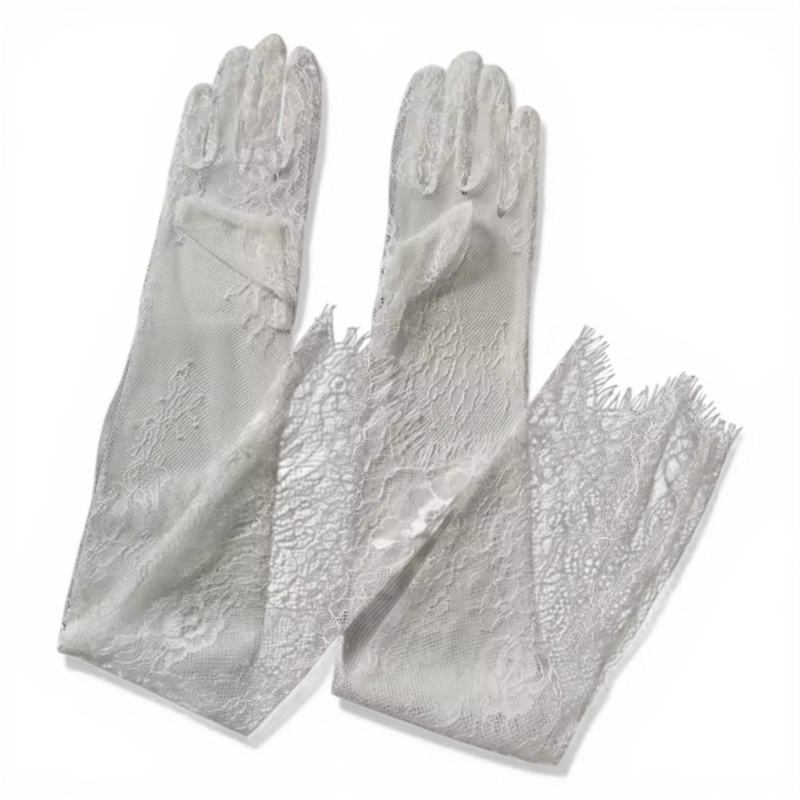 Thumbnail of Chantilly Lace Gloves - White image