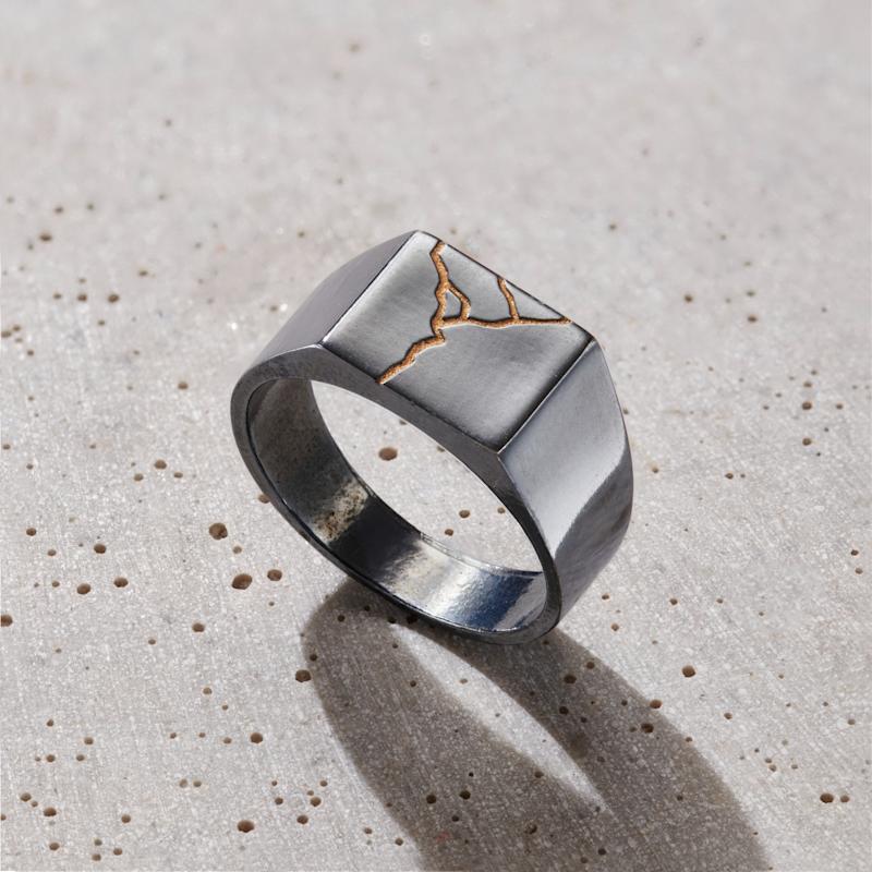 Thumbnail of Chunky Oxidised Kintsugi Signet Ring image