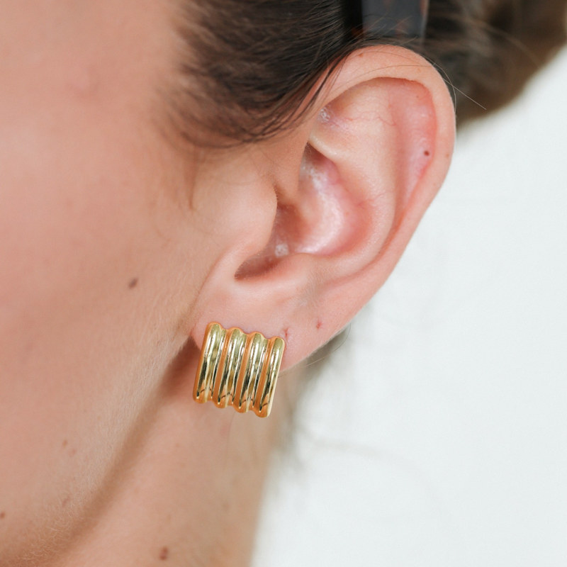 Thumbnail of Classic Bar Studs image