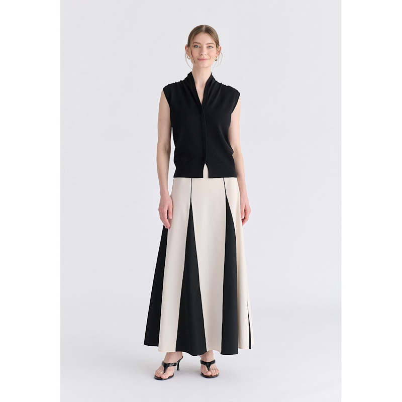 Thumbnail of Contrast Details Maxi Skirt In Beige And Black image