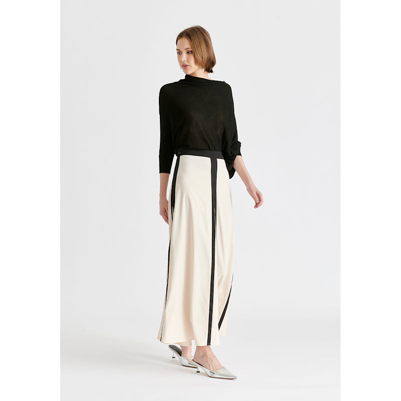 Thumbnail of Contrast Trim Maxi Skirt In Beige And Black image