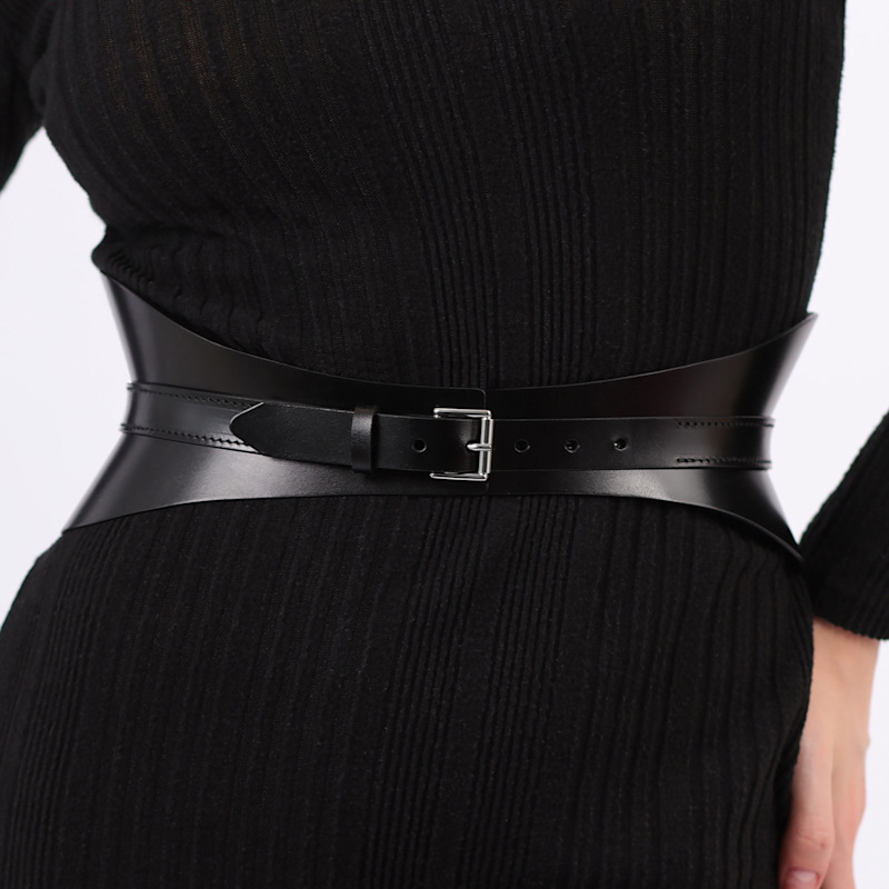 Thumbnail of Crescent Leather Corset Belt image