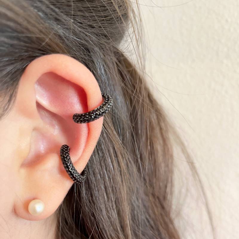 Thumbnail of Black Crystal Ear Cuff image