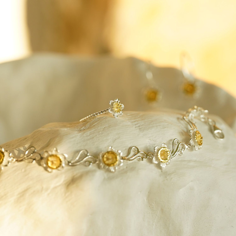 Thumbnail of Daffodil Bloom Bracelet image