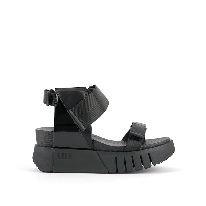 Delta Run Black | United Nude | Wolf & Badger