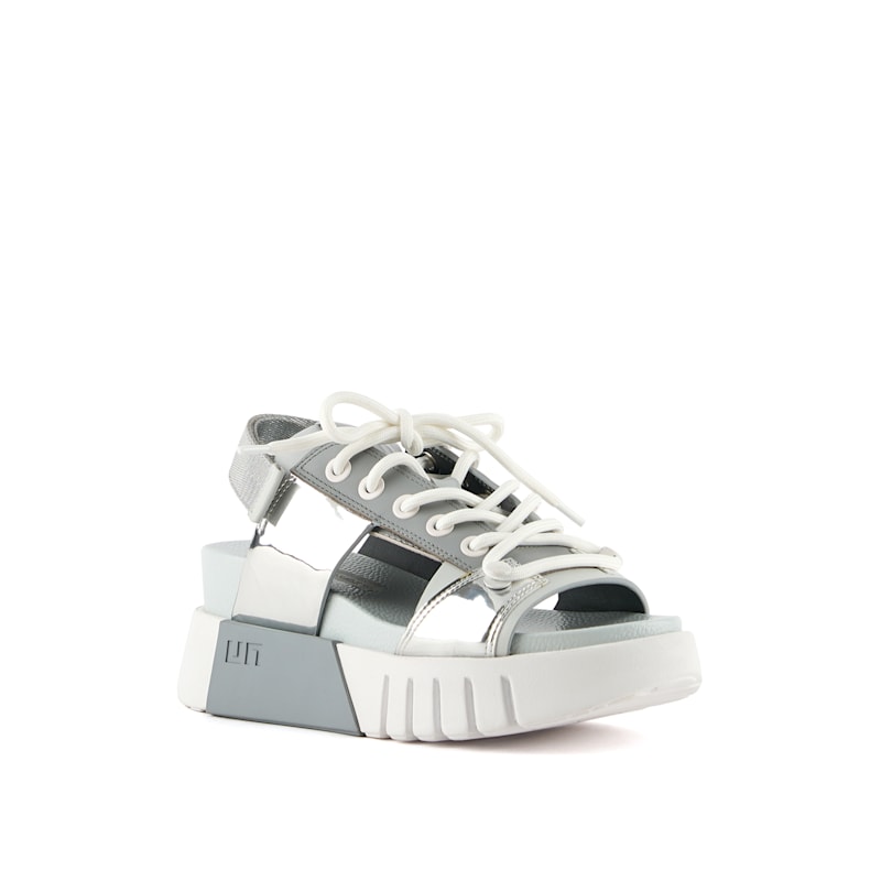 Thumbnail of Delta Sporty - Irony image