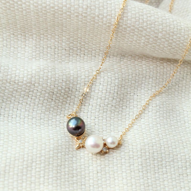 Thumbnail of Eclipse Pearl Necklace image