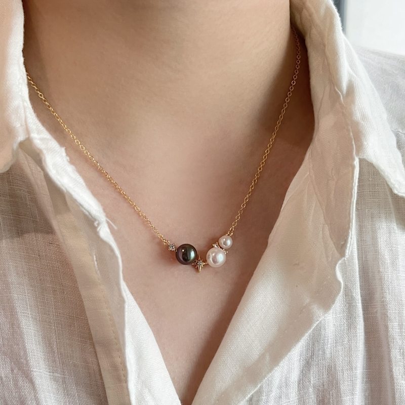Thumbnail of Eclipse Pearl Necklace image