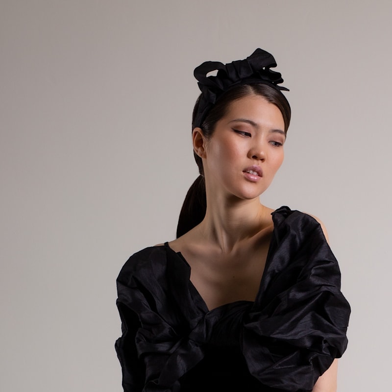 Thumbnail of Catch Me - Black Silk Bow Headband image
