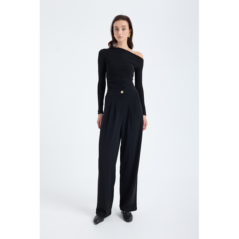 Thumbnail of Elara High Waist Pleated Trousers – Black image