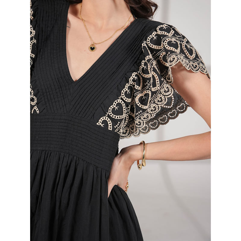 Eleanor Dress Black And White Heart Embroidered XL