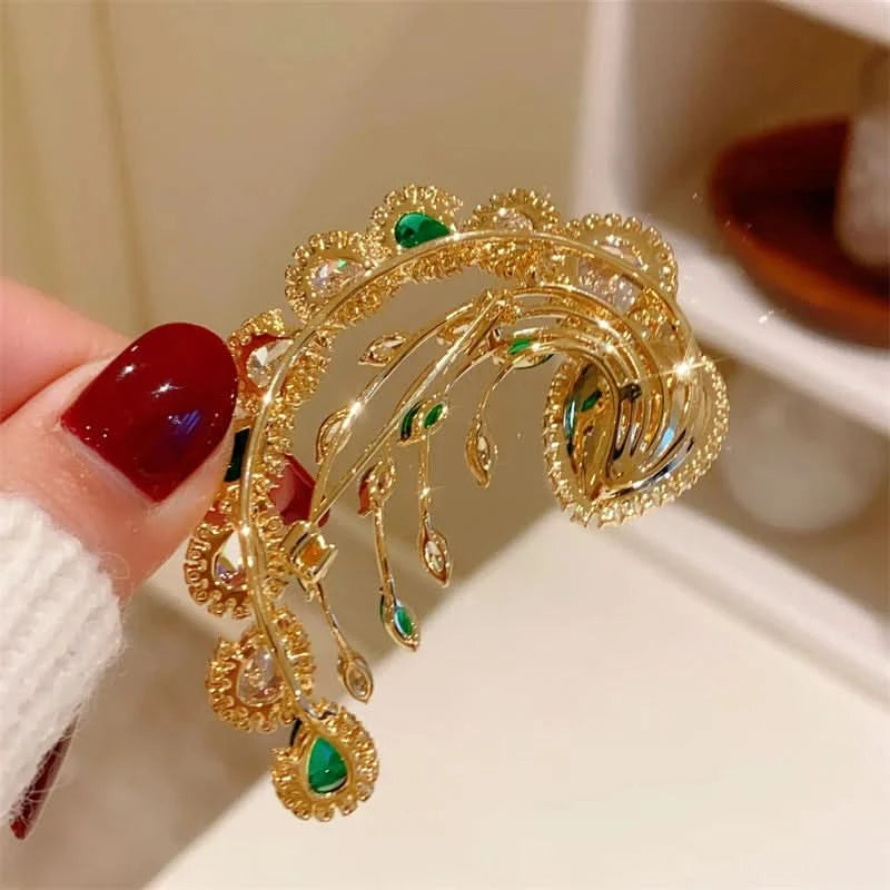 Thumbnail of Elegant Emerald Teardrop Brooch image