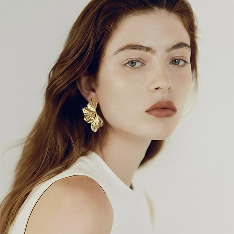 Thumbnail of Elegant Gold Leaf Earrings image