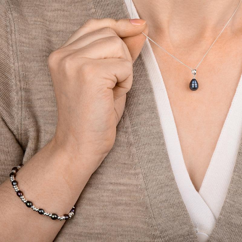 Thumbnail of Ellen Mini Peacock Pearl Drop Necklace Sterling Silver image