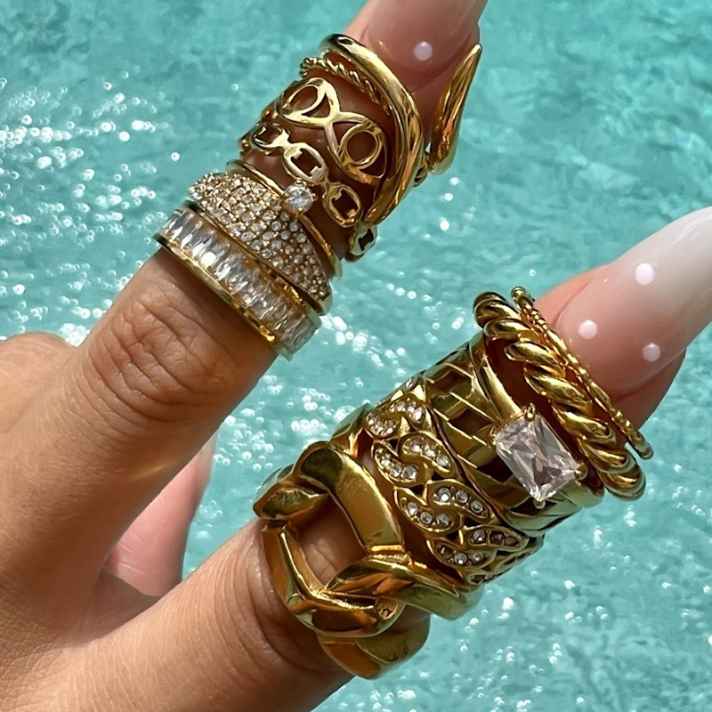Thumbnail of Ellie Vail - Billy Dainty Chain Ring image