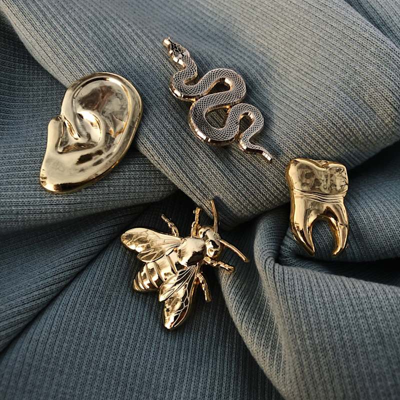 Thumbnail of Golden Metal Pin Bee image