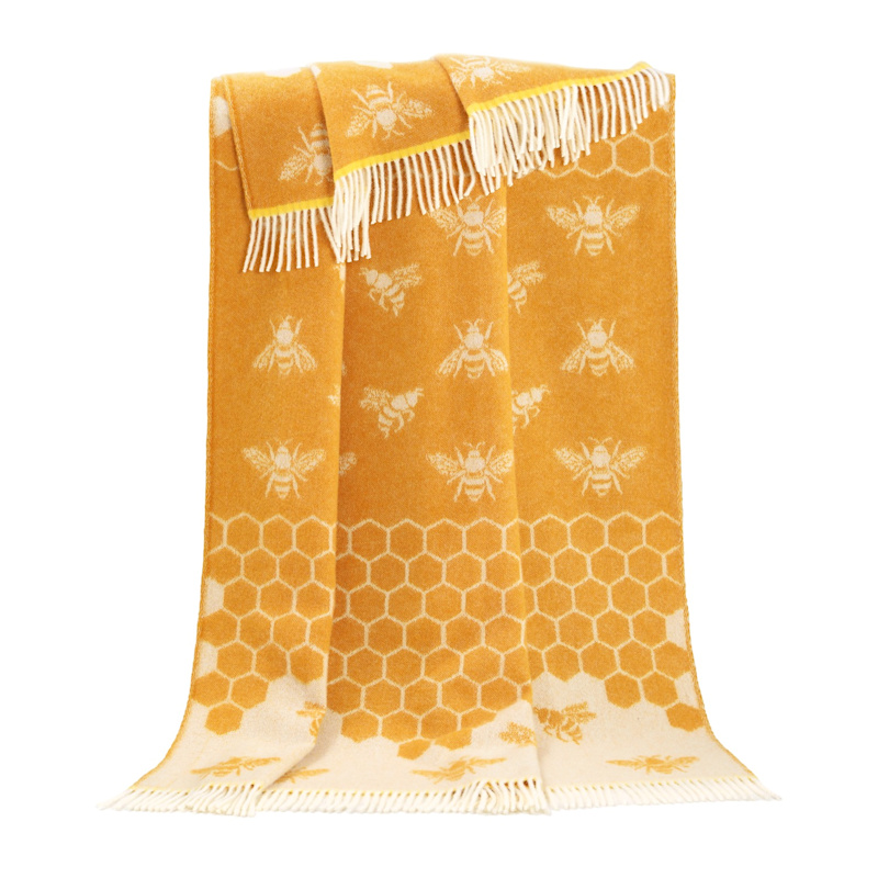 Thumbnail of Bee Wool Throw image