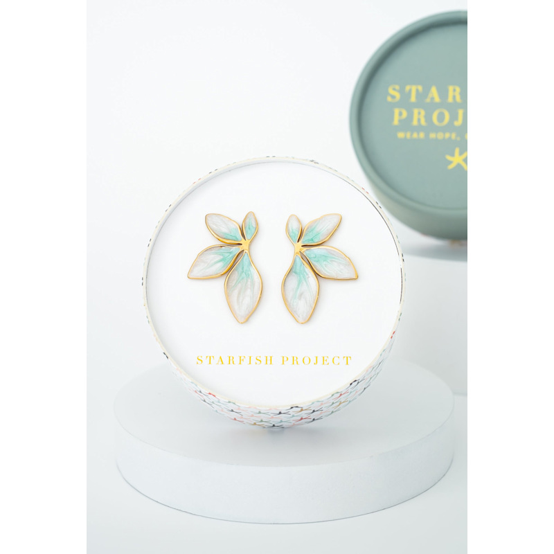 Thumbnail of Flourish Mint Leaf Earrings image