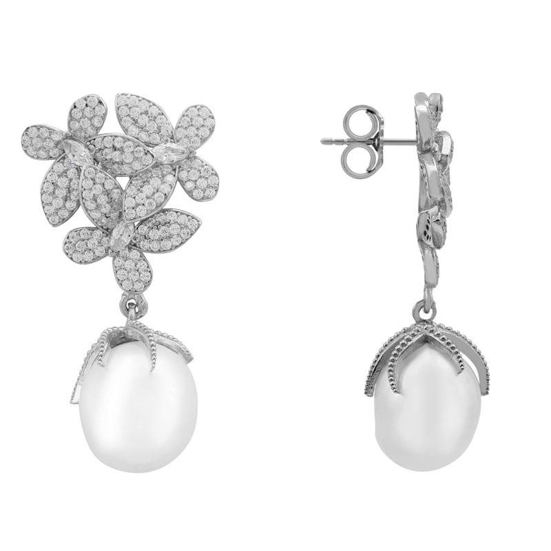 Thumbnail of Flowers Pearl Earrings Silver White image