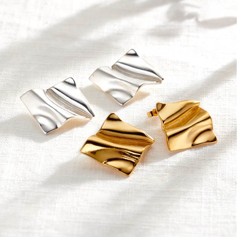 Thumbnail of Fortune Square Stud Earrings image