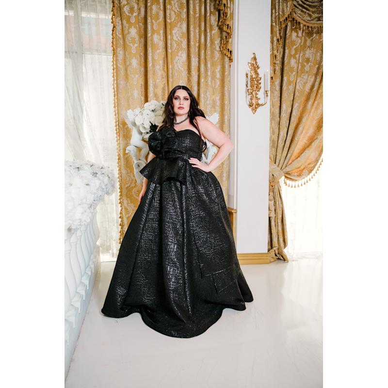 Thumbnail of Fleur Peplum Top In Turandot Black image