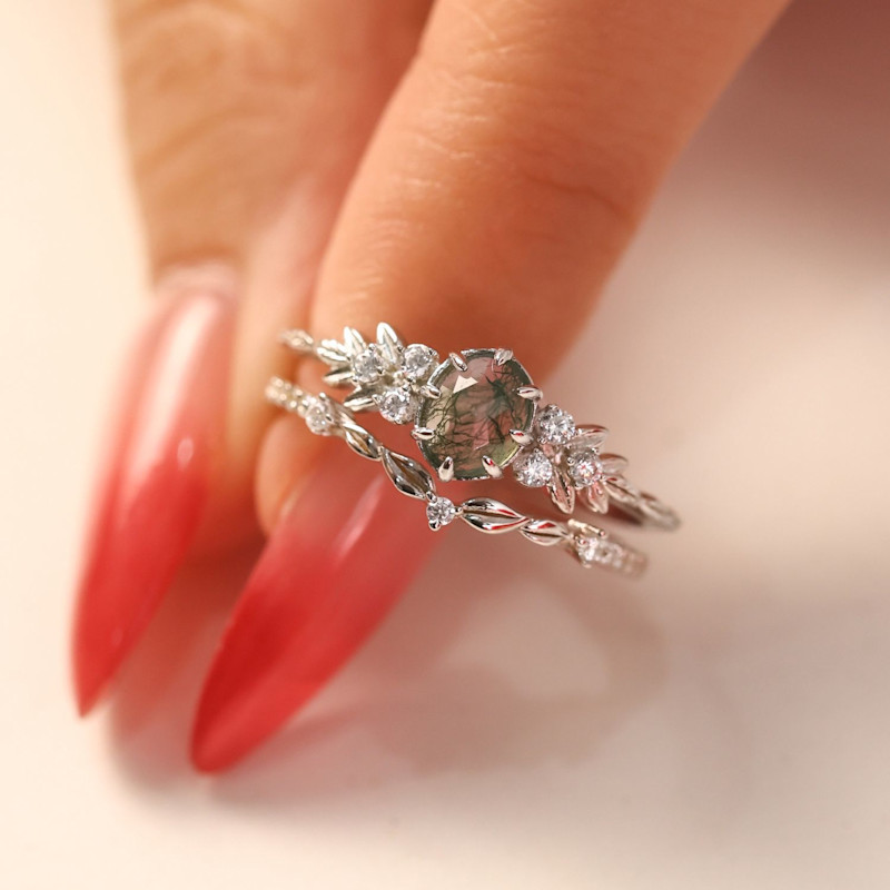 Thumbnail of Glowing Orchid Band White Gold Vermeil image