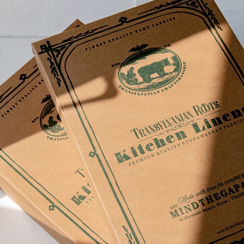Thumbnail of Heirloom Linen Apron By Mindthegap image