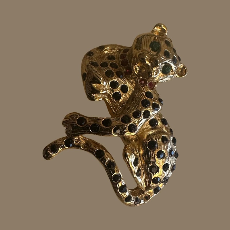 Thumbnail of Gold Leopard Brooch image