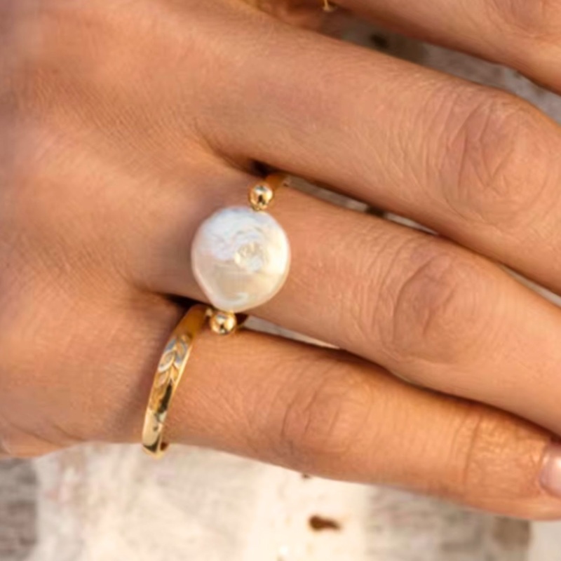 Thumbnail of Gold Pearly U Ring image