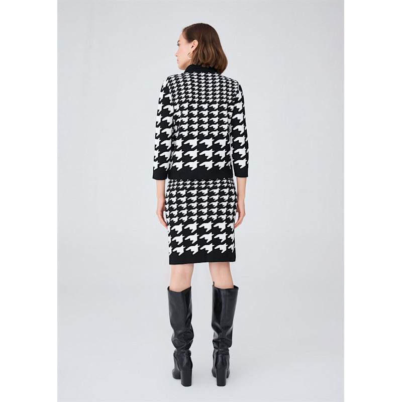 Thumbnail of Houndstooth Pattern Slim Fit Knee Level Knitwear Skirt - Black/Ecru image