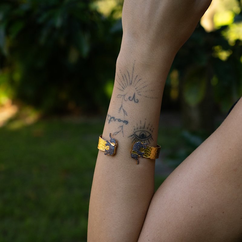 Thumbnail of Guardian Sapphire Elephant Gold Cuff Bracelet - Navyblue image