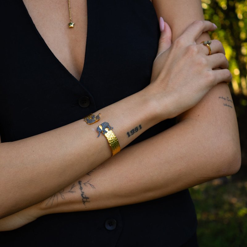 Thumbnail of Guardian Sapphire Elephant Gold Cuff Bracelet - Navyblue image