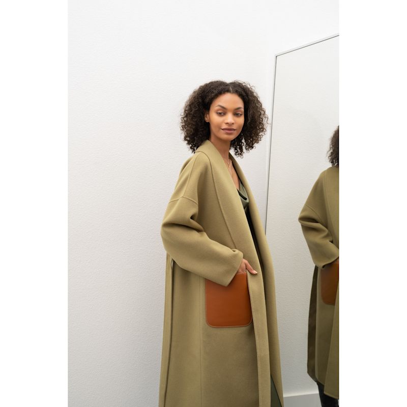Thumbnail of Hourglass Cashmere Belted Coat - Hojicha image