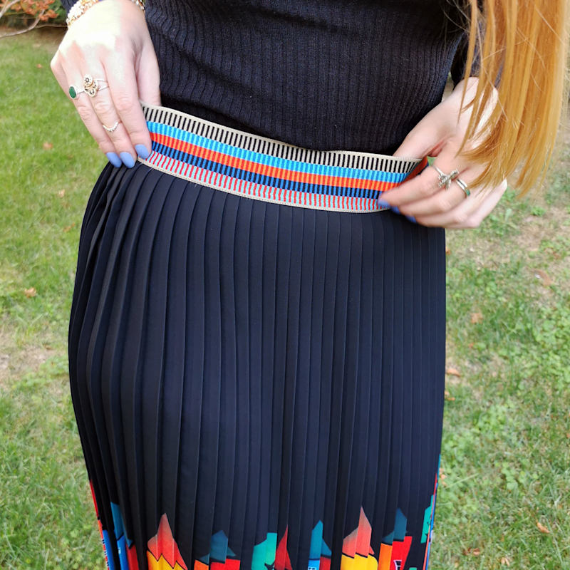 Thumbnail of Black Midi Pleated Skirt With Colorful House Prints image