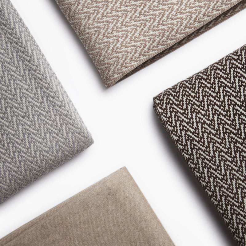 Thumbnail of Indianina Cashmere Throw Blanket Carbon image