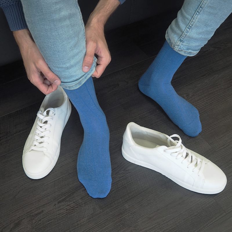 Thumbnail of Indulgent Cashmere Men's Socks - Blue image