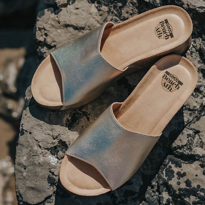 Thumbnail of Inoro - Vegan Wedge Metallic Slider - Metallic Gold image