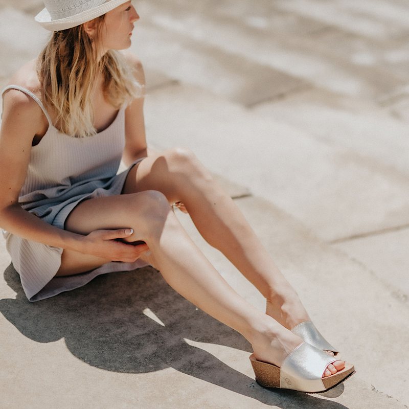 Thumbnail of Inoro - Vegan Wedge Metallic Slider - Rose Gold image