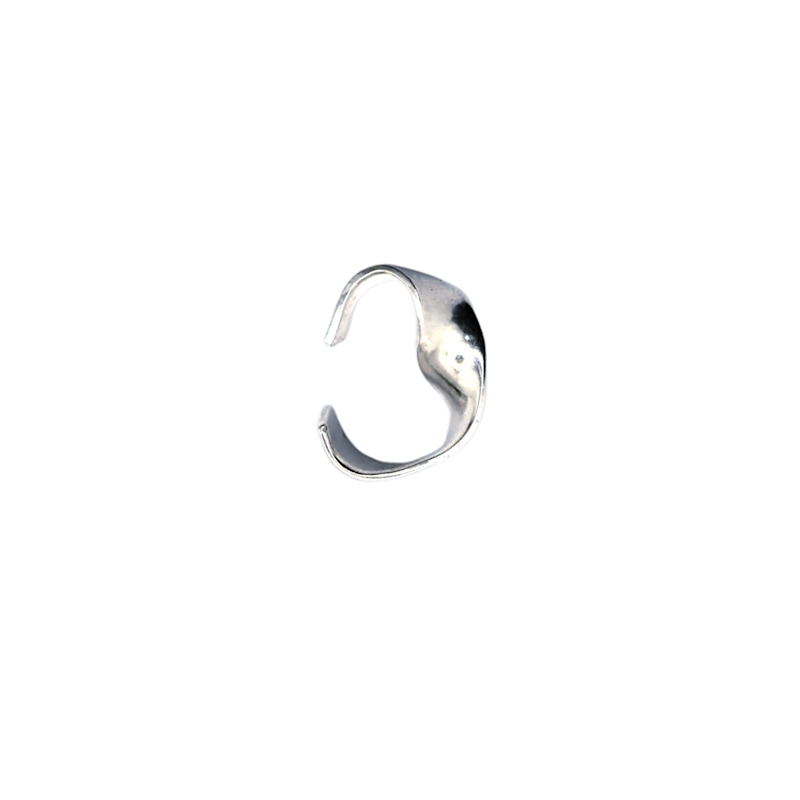 Thumbnail of Irregular Twisted Ear Cuff In Silver image