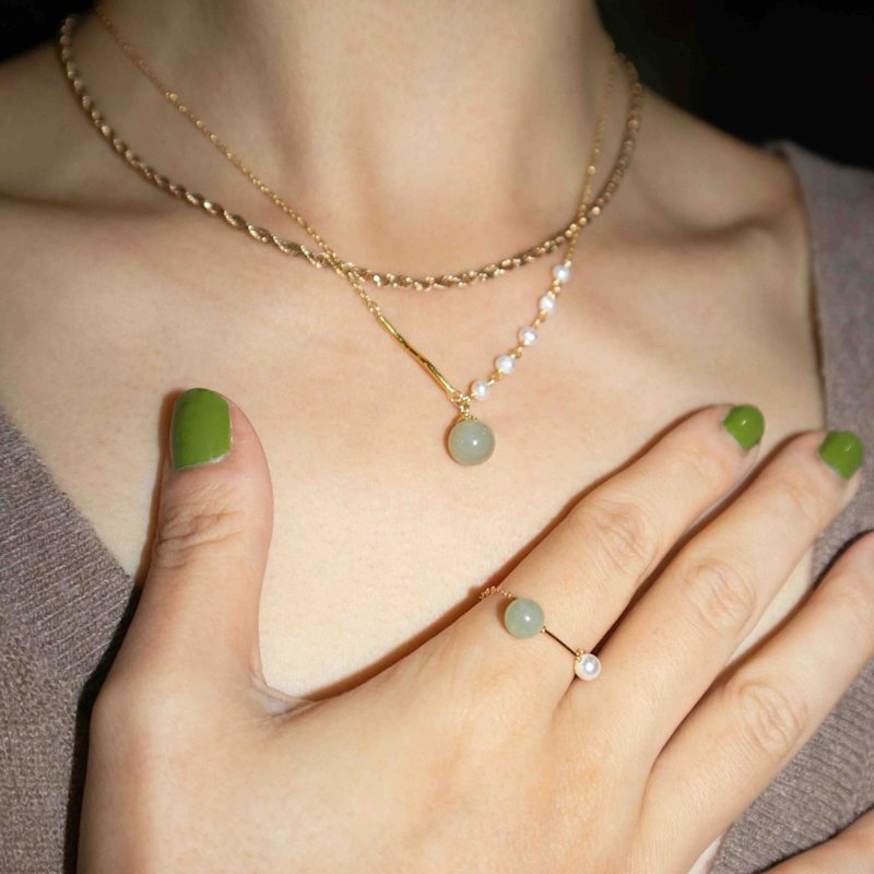 Thumbnail of Isla Green Jade & Freshwater Pearl Necklace image