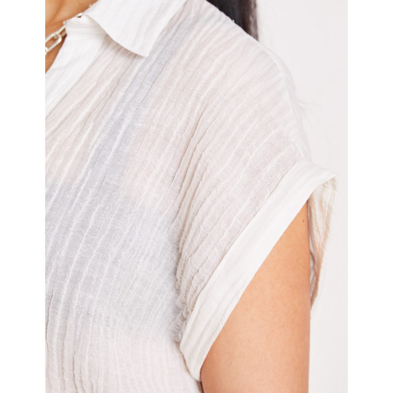 Thumbnail of Izzy Crinkle Linen Shirt - Ivory image