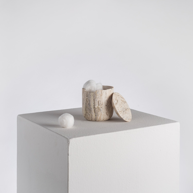 Less is More Low Container - Thumbnail 2