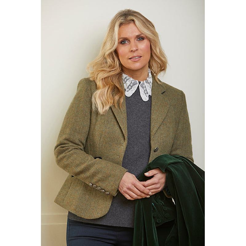 ジャケット・アウター HERRINGBONE TWEED STAND COLLAR COAT Green Herringbone Tweed Jacket | Guinea | Wolf & Badger