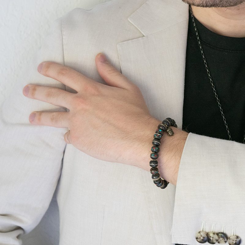 Thumbnail of Nepal Seed Beaded Buddha Charm Meditation Bracelet - Black image