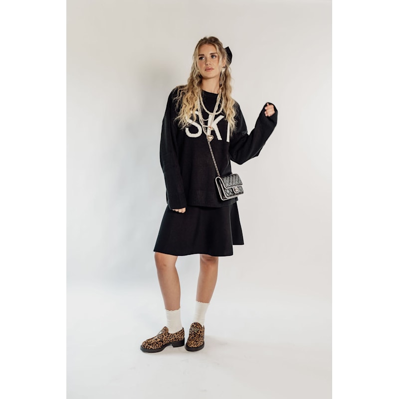 Thumbnail of Knit Crew - Ski image