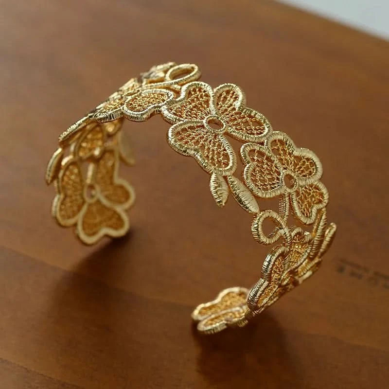 Thumbnail of Lace Stylish Bangle - Gold image