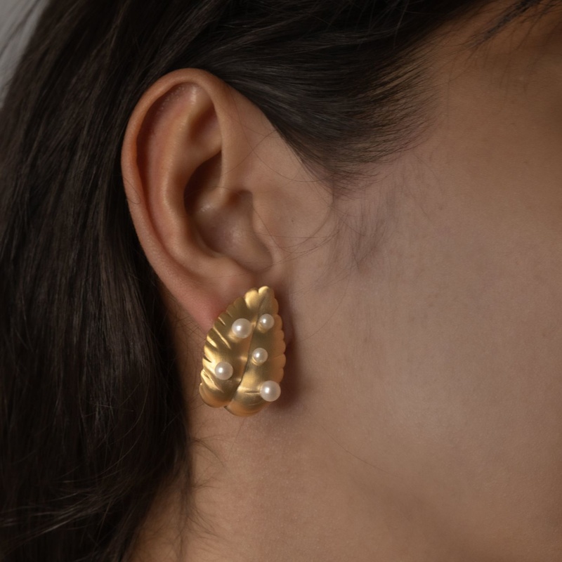 Thumbnail of Lemon Leaf Earrings image