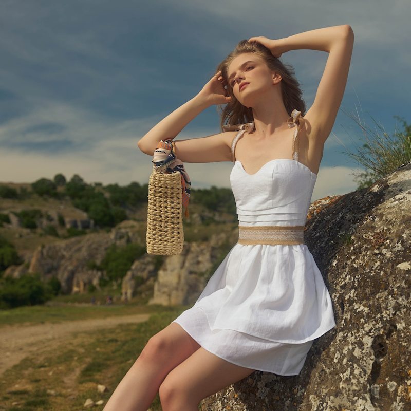 Linen Gathered Mini Dress With Raffia Straps | AVENUE N°29 | Wolf