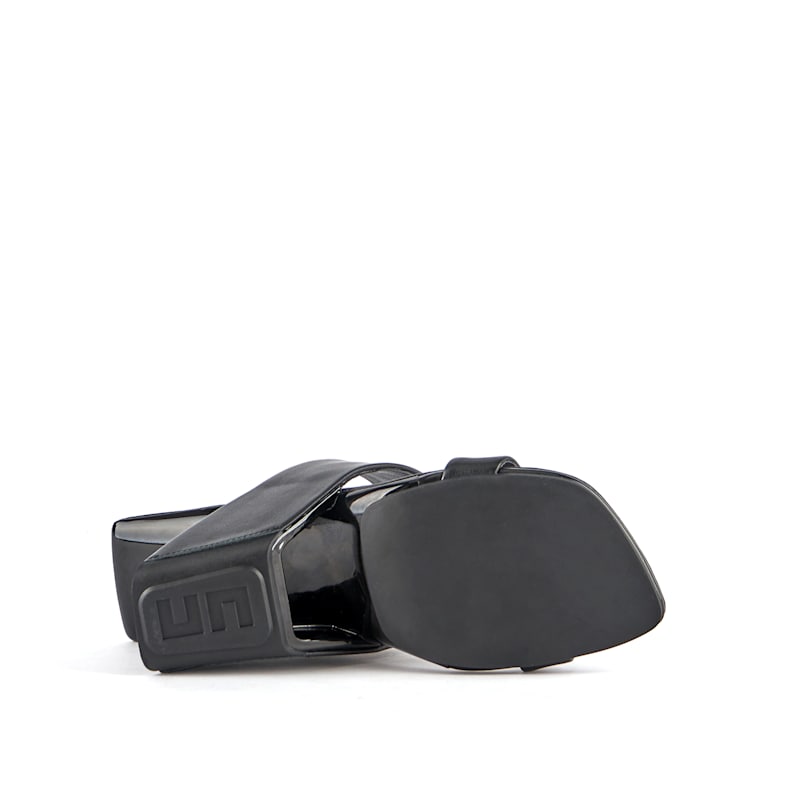 Thumbnail of Loop Hi Black image