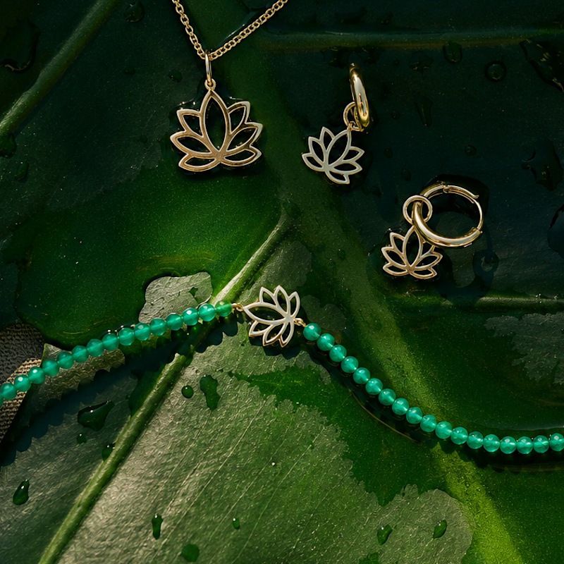 Thumbnail of Lotus Flower Beaded Bracelet 9K Gold image